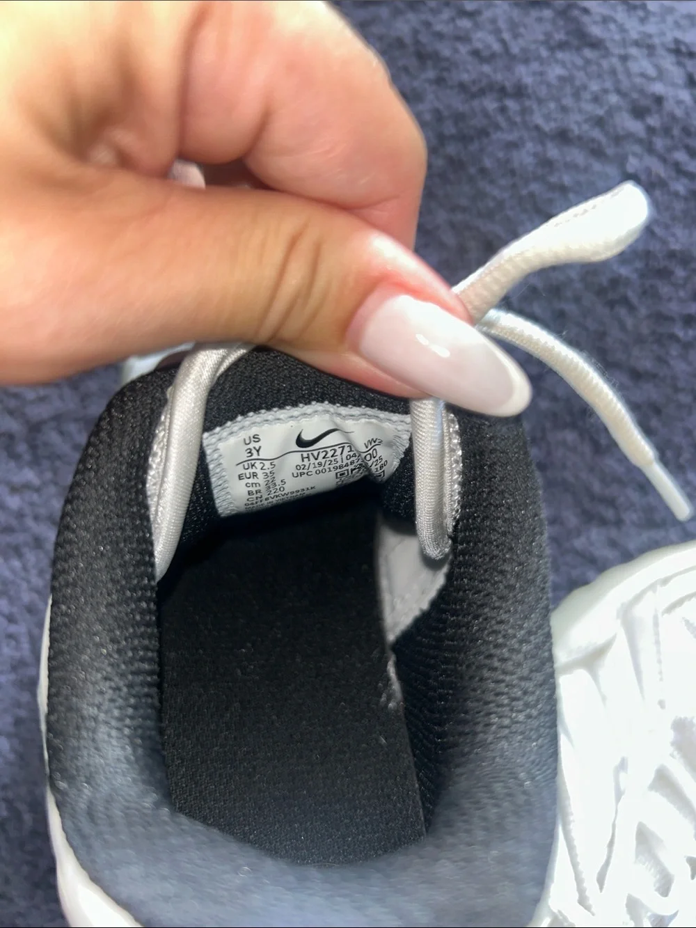 Nike LeBron Witness 9  Sneakers